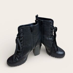 Steve Madden - Laurie Black Lace-Up Platform Booties - Sz 10